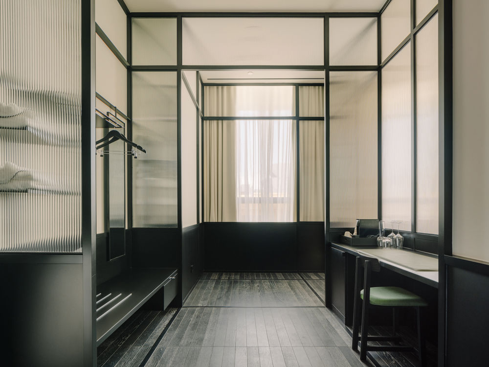 Historic vaulted ceilings in the Telegraph Executive Club Hall.